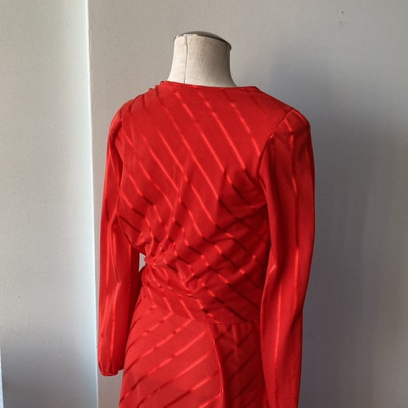 Small Vintage orange bib dress - Picture 6 of 13